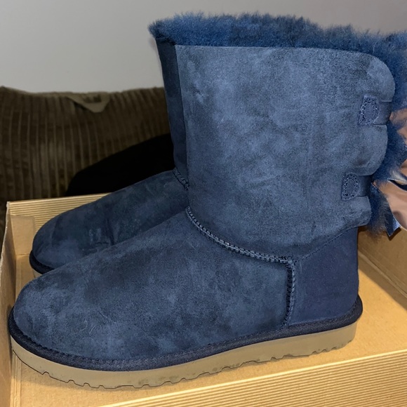 ugg bailey bow navy - Picture 6 of 7